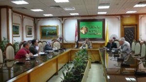 تطوير خدمات كافيتريات جامعة المنيا وتشكيل لجنة متابعة من 