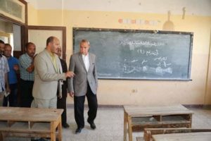 محافظ قنا يتابع استعدادات المدارس لاستقبال العام الدراسي الجديد