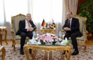 وزير الطيران المدني يستقبل سفير ألمانيا بالقاهرة