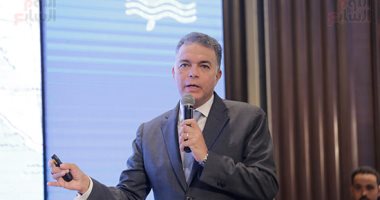 وزير النقل يعلن بدء التشغيل التجريبى لمترو مصر الجديدة