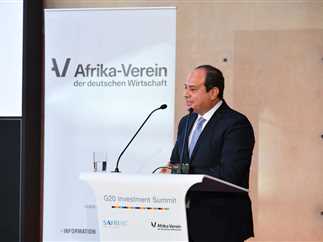 السيسي يشارك في قمة الاستثمار في أفريقيا