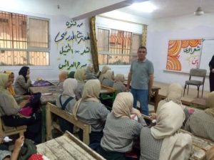 مدير تعليم شرق شبرا ينصح الطالبات باخطار مرض فيروس سى