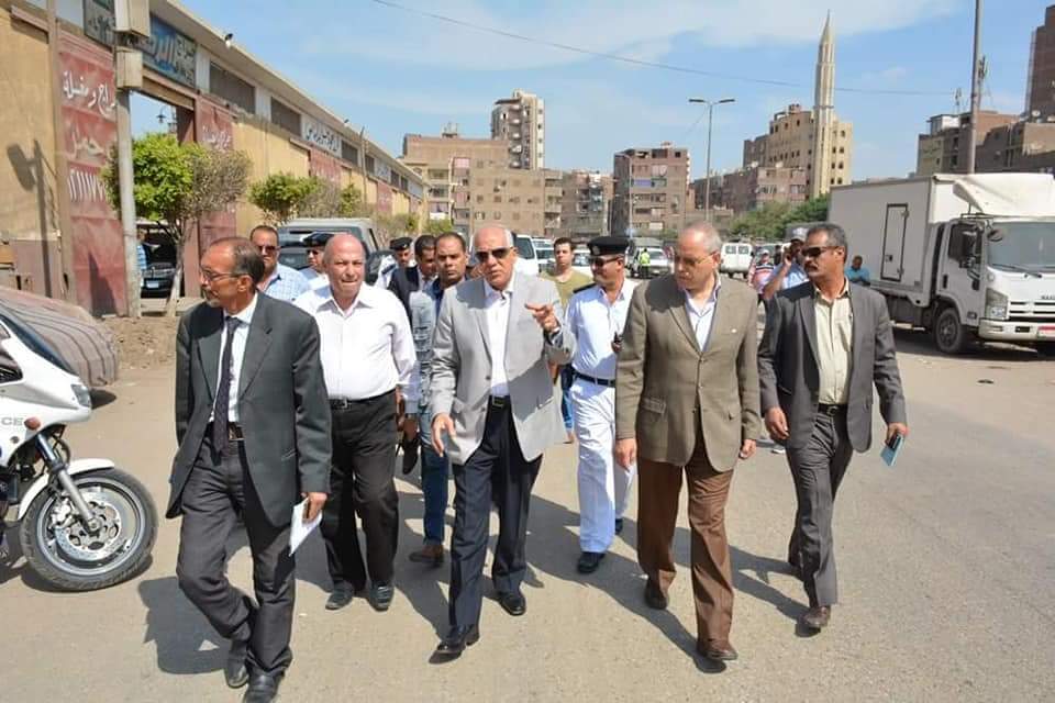 محافظ الحيزة يتفقد شوارع الوراق