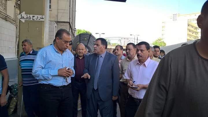 رئيس السكة الحديد يتفقد محطة القاهرة ويشدد على المسئولين ولجان التفتيش بضرورة تحسين الخدمة