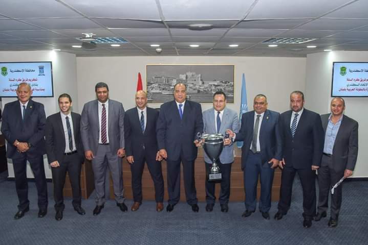 محافظ الاسكندرية يكرم فريق سلة الاتحاد الفائز بالبطولة العربية ويشيد بمجلس مصيلحي .