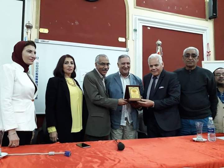 إعادة بناء العقل العربي بين الآصالة والحداثة .. بقلم السفير الموسوعي الدكتور المفكر محمد حسن كامل