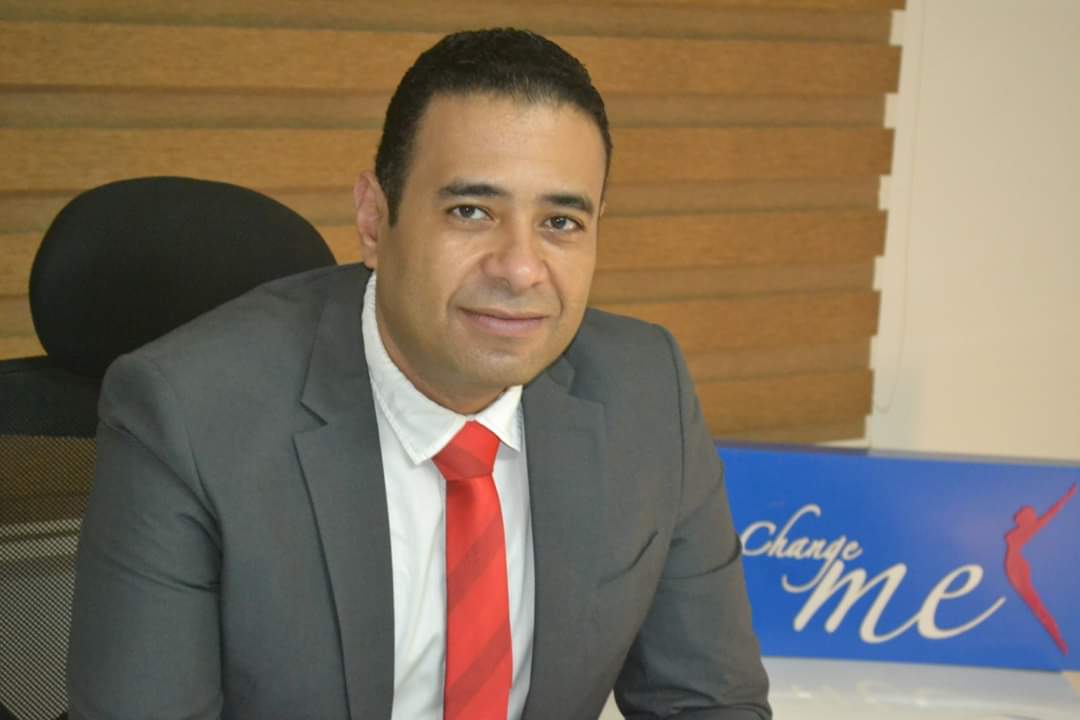 محمد عماد: 