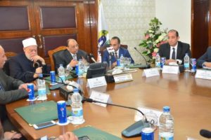 وزير التنمية المحلية يوقع بروتوكول تعاون  (قيم وحياة) بين مؤسسة مصر الخير ومؤسسة اجيال مصر