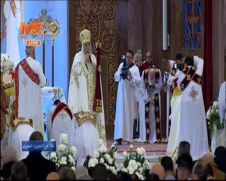 قداسة البابا تواضروس الثاني، بابا الإسكندرية وبطريرك الكرازة المرقسية، يهنئ الحضور بعيد الميلاد المجيد