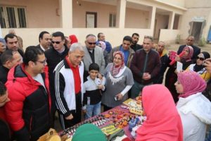 النائبة المنتظرة أميرة عمر في زيارة لقرية نجع سعيد بدشنا لتفقد خدمات القريه