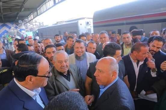 الفريق كامل الوزيري في زيارة مفاجئة لمحطة مصر