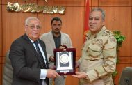 محافظ بورسعيد يستقبل وفد من أكاديمة ناصر العسكرية