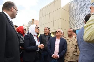 وزيرة الصحة ومحافظ بورسعيد يتفقدان مستشفي بورسعيد العام