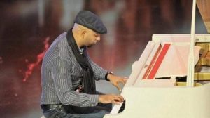 فيلم سينمائي يستعرض قصة عازف بيانو سعودي رحل قبل تحقيق حلمه