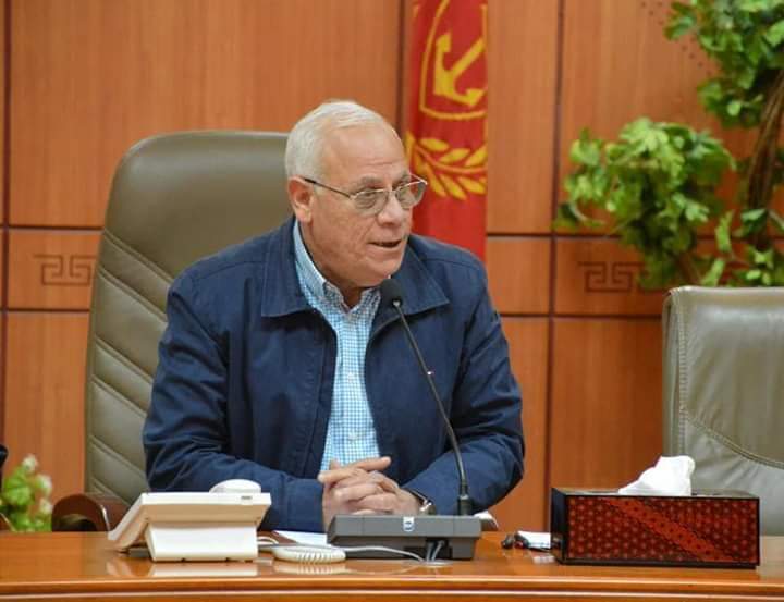 محافظ بورسعيد يبحث استعدادات المحافظة لاستقبال شهر رمضان المبارك