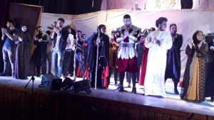 ثيورا عرض مسرحى للطلاب كلية الصيدلة على خشبة مسرح كلية الحقوق جامعة المنوفية