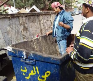 رفع جميع التجمعات والقمامة والمخلفات وتفريغ الصناديق بحي العرب ببورسعيد