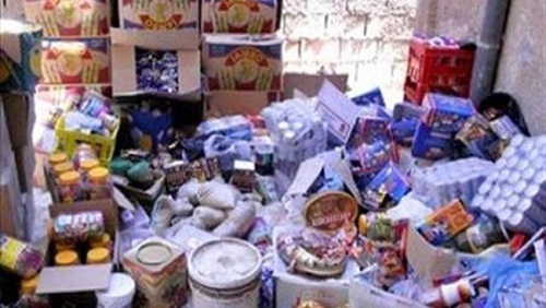 ضبط خمسة أطنان سلع غذائية فاسدة بالإسكندرية