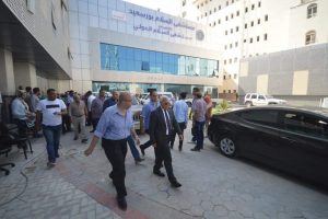 محافظ بورسعيد يواصل جولاته المكثفة على مستشفيات التأمين الصحي الشامل.
