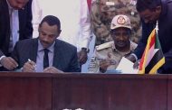 السودان يبدأ تاريخه الجديد.. توقيع وثائق الفترة الانتقالية