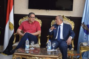 عبدالله يستقبل وزير الآثار بديوان عام المحافظة