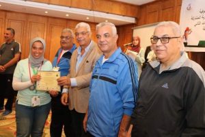 مبارك يكرم الفائزين في ختام الأنشطة الفنية بالأسبوع الثاني لمتحدي الإعاقة