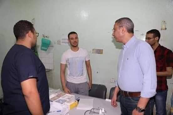محافظ سوهاج يقيل مديري الإدارة الصحية ومستشفى المنشاة ويحيل طبيبين إلى النيابة الإدارية