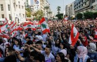 طلاب المدارس دخلوا على خط الاحتجاجات في لبنان.