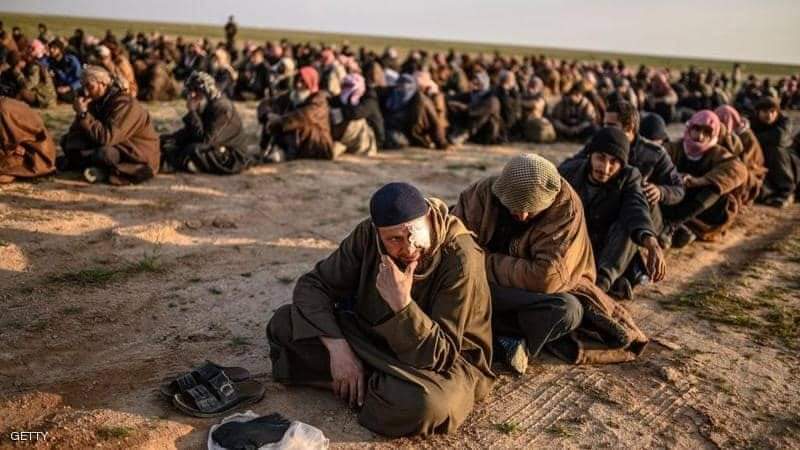 معتقلون يشتبه في انتمائهم لتنظيم داعش