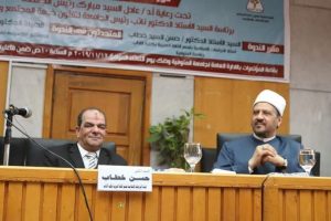 وائل عباس يدعم مبادرة الشهاوي لترشيح الرئيس السيسي لنوبل للسلام 2020 .