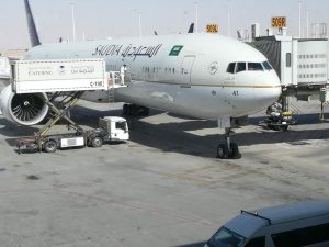 هيئة الطيران المدني السعودي تطبق أعلى معايير السلامة التشغيلية في مطارات المملكة