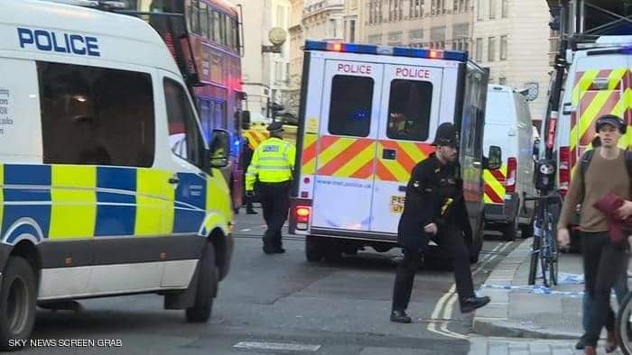 الشرطة البريطانية تصف حادث جسر لندن بالهجوم الإرهابي