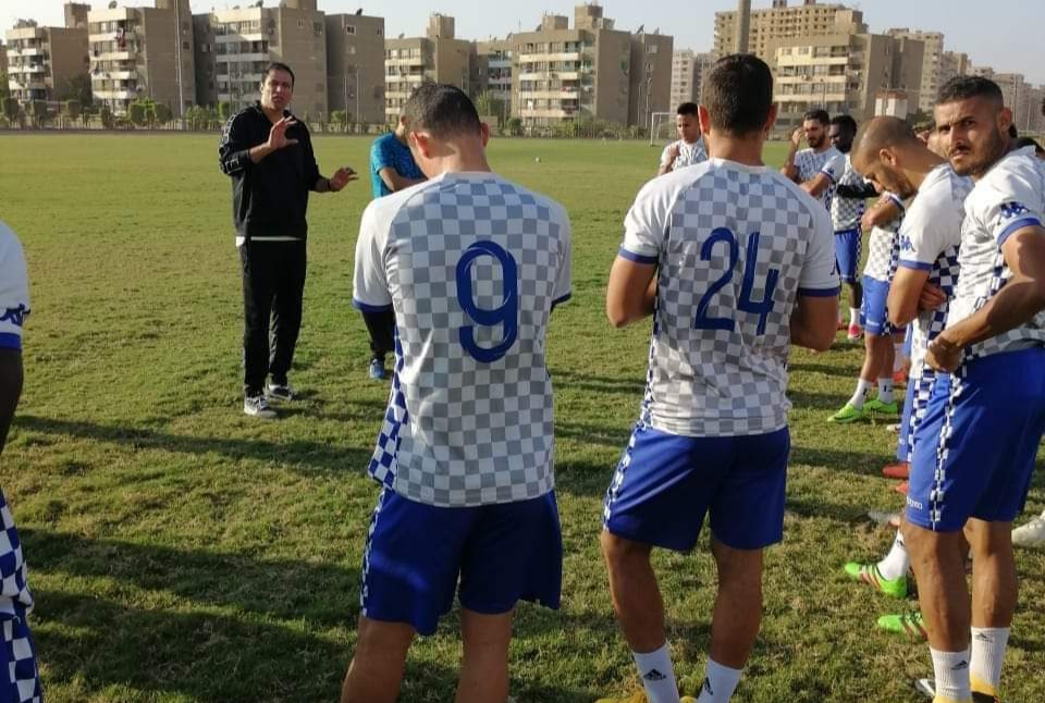 أسوان يستعد لمواجهة المقاولون غدآ فى الدورى العام