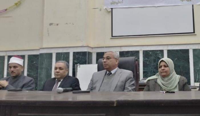 مجلس مدينة ملوي يستقبل ندوة جامعة المنيا التوعية 