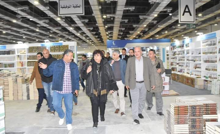 وزير الثقافة تتفقد الترتيبات النهائية لافتتاح معرض القاهرة الدولى للكتاب ال 51