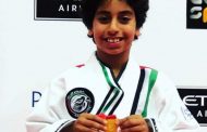 مهرجان دبي للرياضيين العرب يكرم الطفل أحمد سعيد عمر