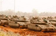 دبابات إسرائيلية على حدود قطاع غزة
