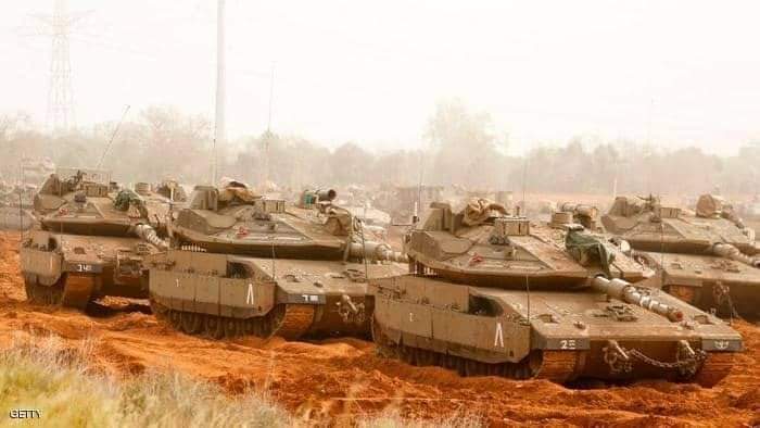 دبابات إسرائيلية على حدود قطاع غزة
