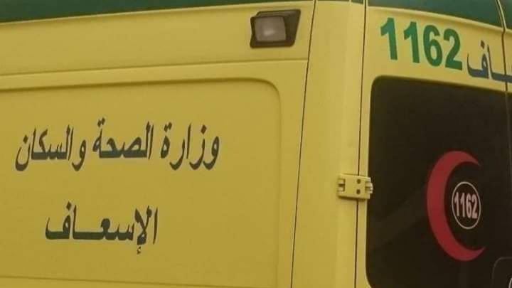 مصرع 3 وإصابة 7 شخصا إثر انقلاب سيارة ميكروباص على الصحراوي الغربي