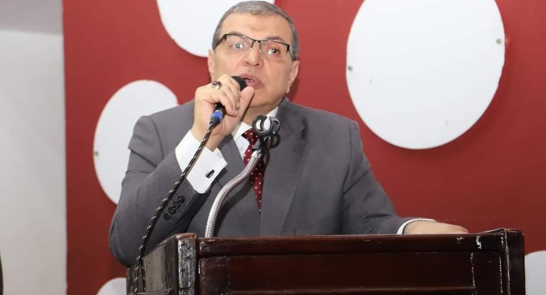 وزير القوى العاملة يتابع أوضاع المصريين بالخارج
