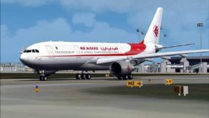 طائرة ركاب جزائرية تعتزم إجلاء 55 طفلا مصابين بالشلل الدماغي من مصر