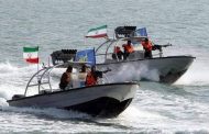 صقور الحرس الحدودي السعودي يتصدى لثلاثة قوارب إيرانية