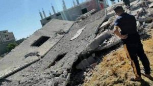 آثار الزلزال شرقي الجزائر ويخلفان خسائر مادية