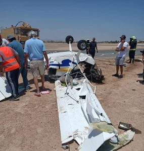 سقوط طائرة شراعية خاصة بالجونة بسبب عطل مفاجئ.. ووفاة قائدا الطائرة