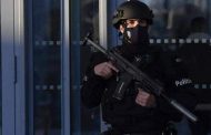 إحالة 14 شخصا يشتبه بأنهم تواطؤوا مع المتشددين الذين شنوا هجوما في العاصمة الفرنسية