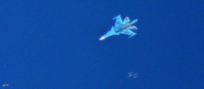 طائرة سوخوي روسية فوق سوريا ومقتل دواعش في غارات روسية على البادية