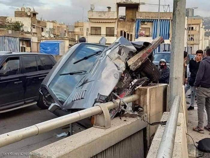 جانب من آثار أحد حوادث السيارات في لبنان.التدهور المعيشي يحكي كل شيء