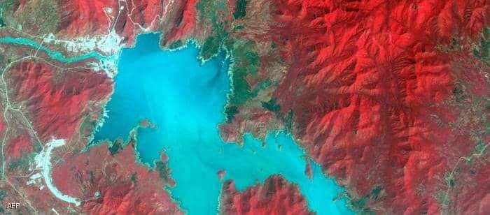 تقيم إثيوبيا سد النهضة على النيل الأزرق