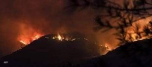 الاتحاد الأوروبي أرسل مساعدة جوية لمعاونة قبرص على احتواء الحريق