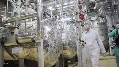 إيران تواصل إنتاج معدن اليورانيوم